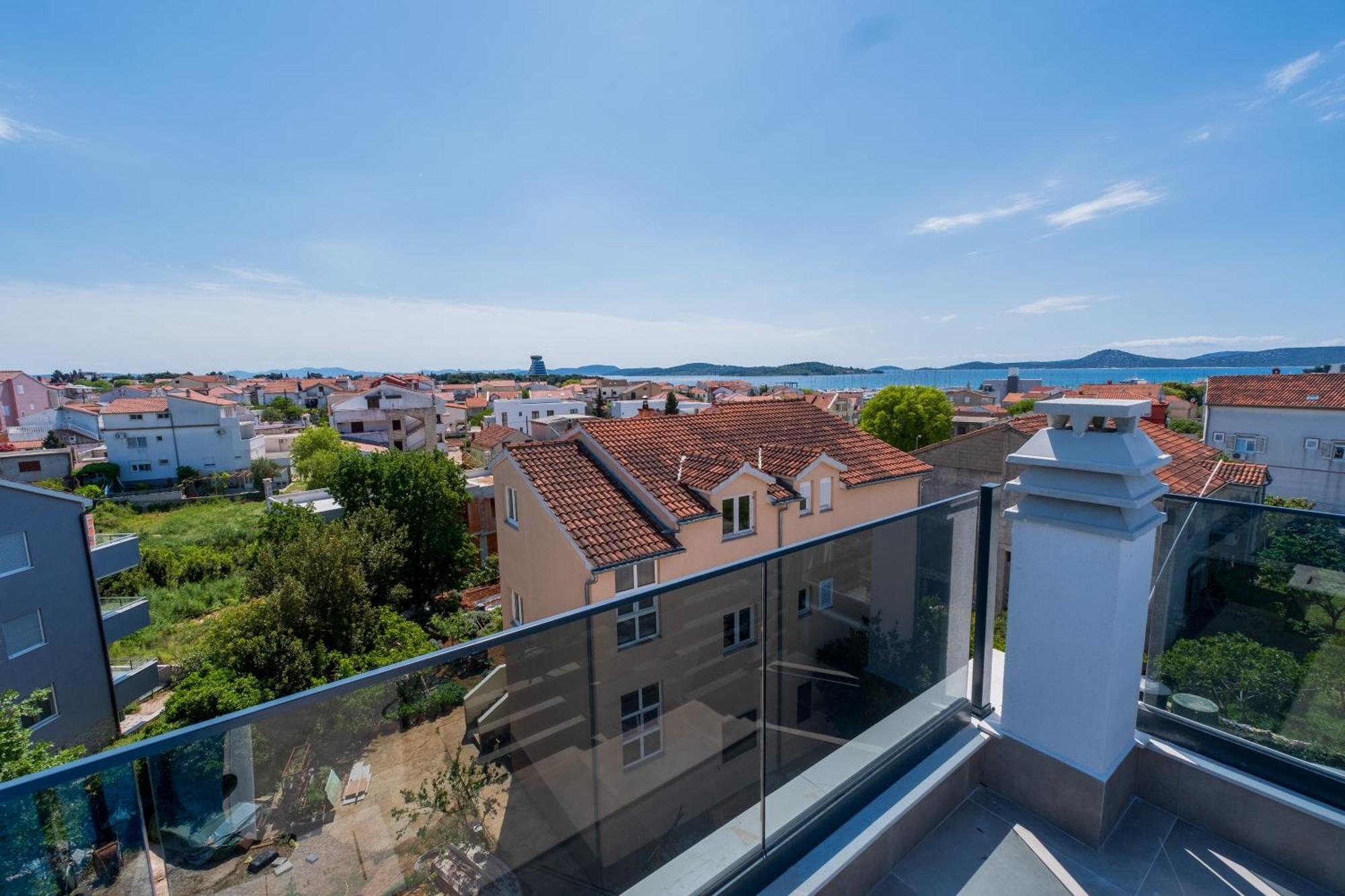 Three-Bedroom Premium Holiday Home Atmosfera With Private Pool&Sauna Vodice Eksteriør billede