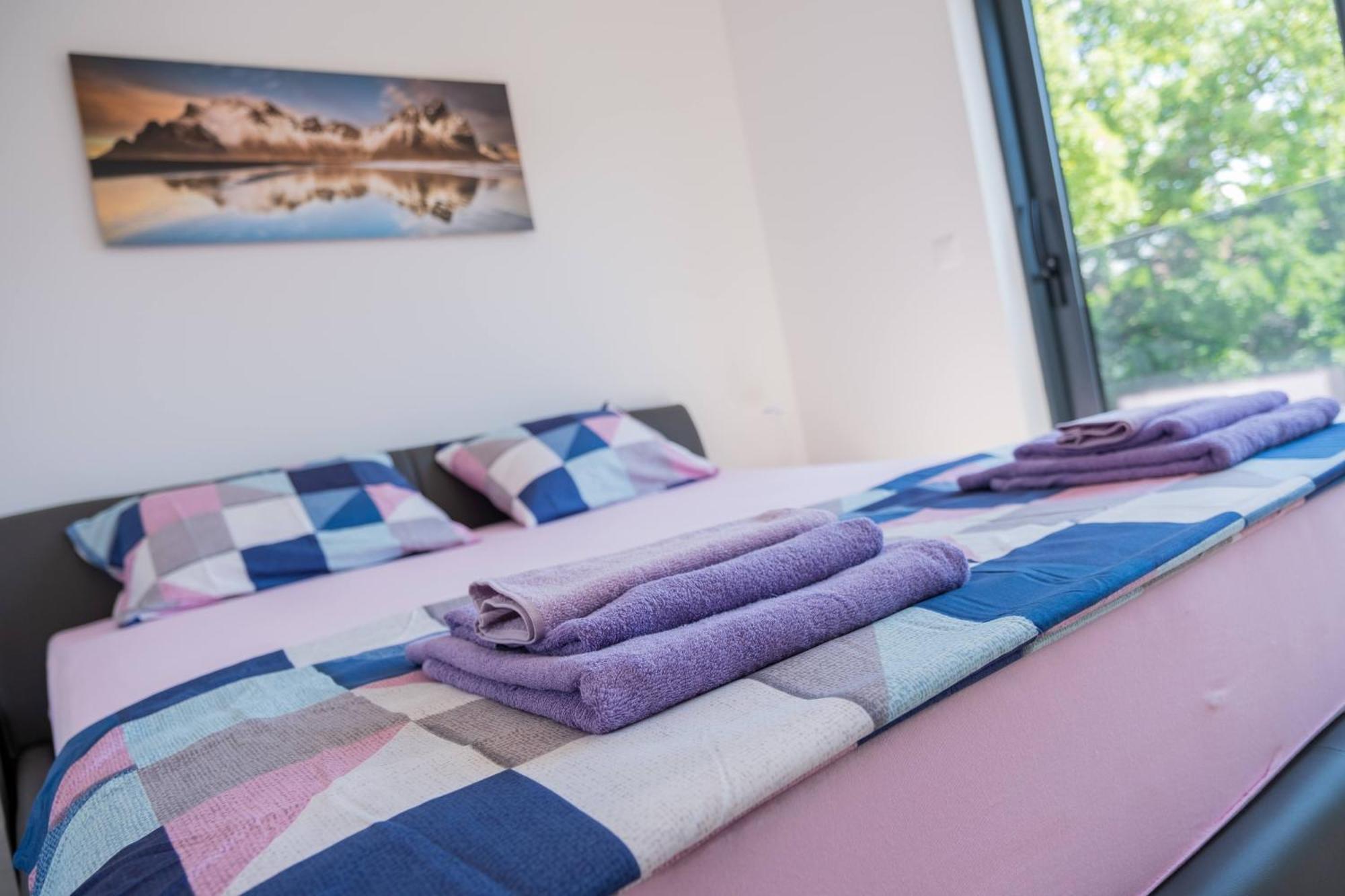 Three-Bedroom Premium Holiday Home Atmosfera With Private Pool&Sauna Vodice Eksteriør billede