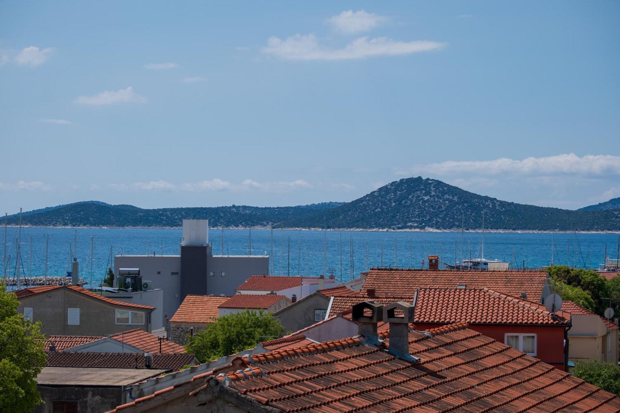 Three-Bedroom Premium Holiday Home Atmosfera With Private Pool&Sauna Vodice Eksteriør billede