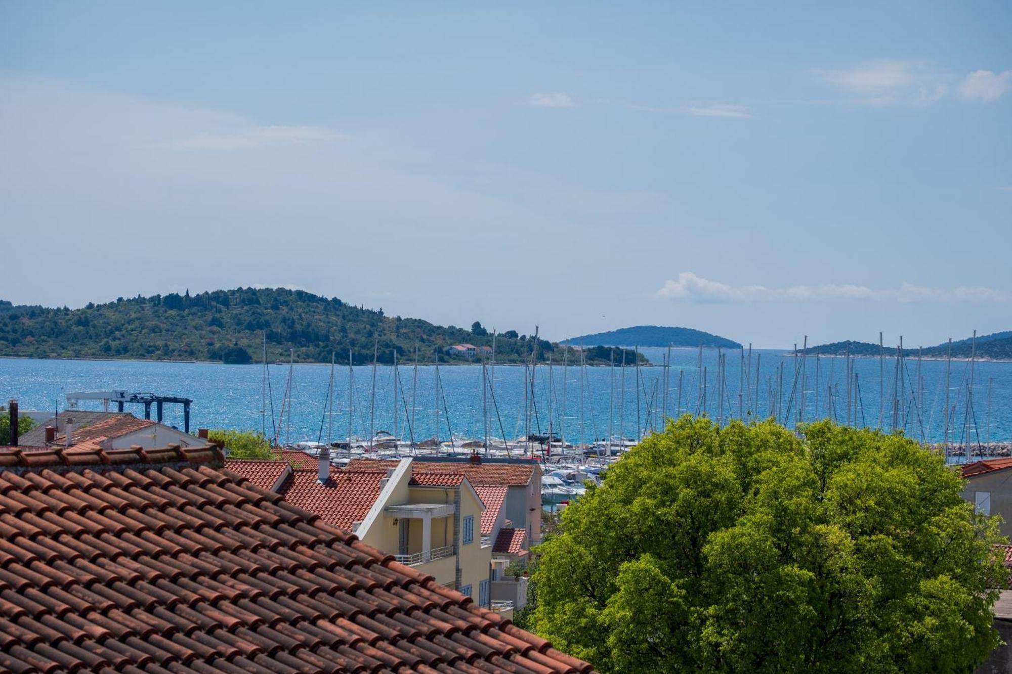 Three-Bedroom Premium Holiday Home Atmosfera With Private Pool&Sauna Vodice Eksteriør billede